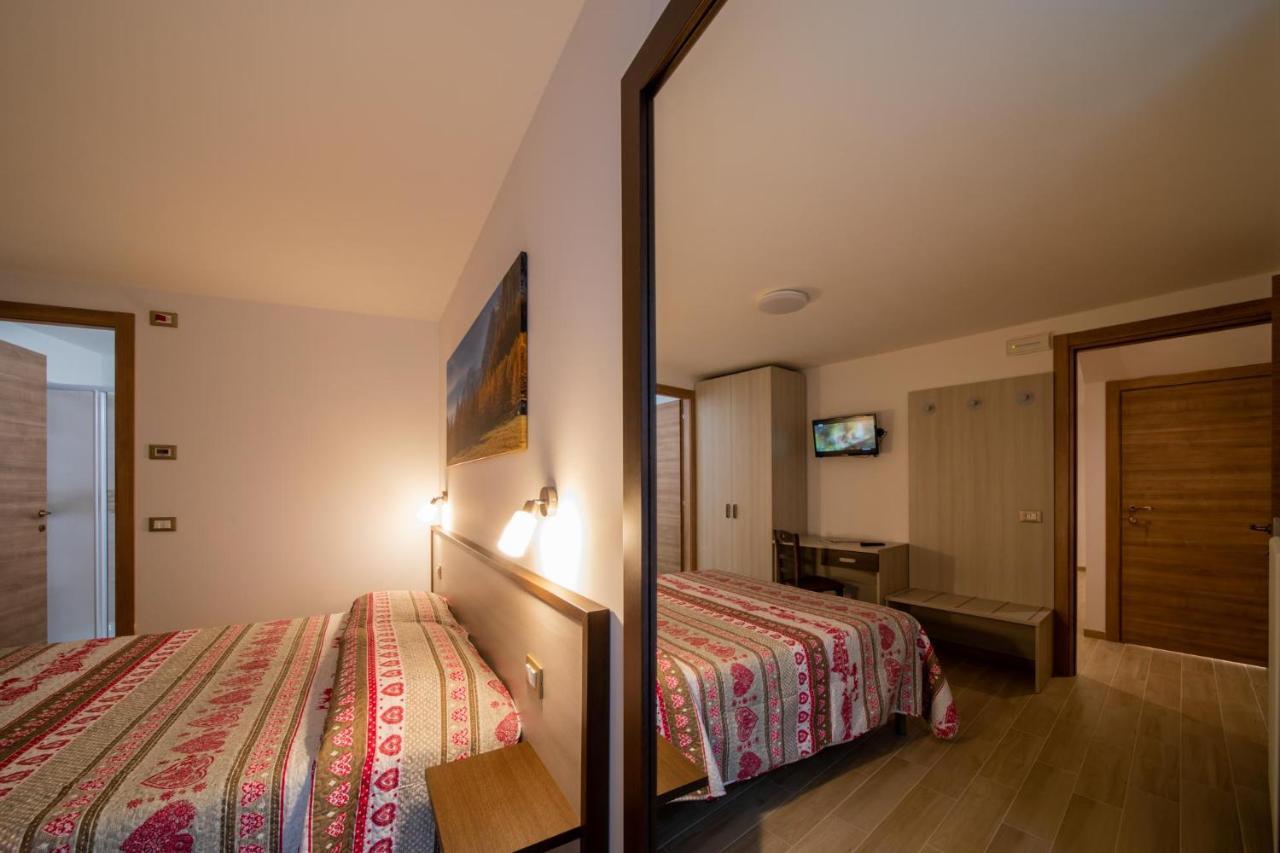 Chambres D'Hotel A Rosy Αόστα Εξωτερικό φωτογραφία